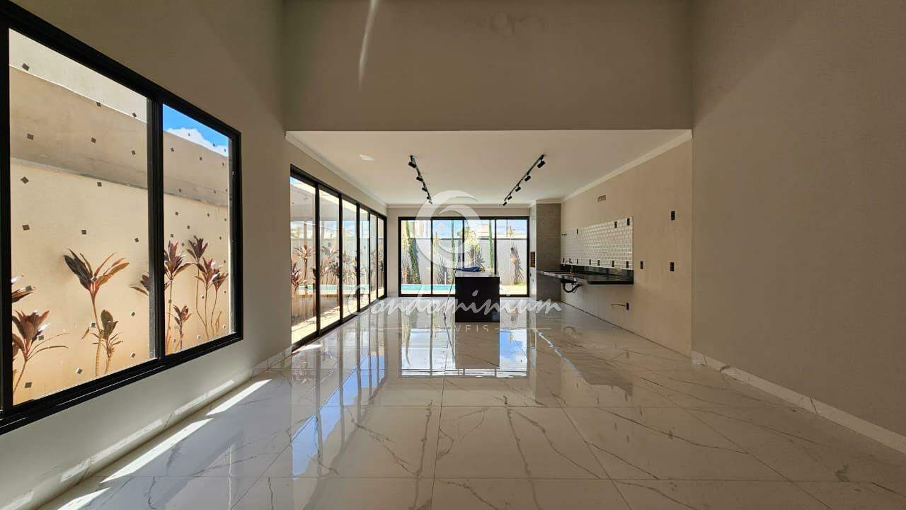Casa de Condomínio com 3 quartos à venda, 210m² — foto 8 de 38