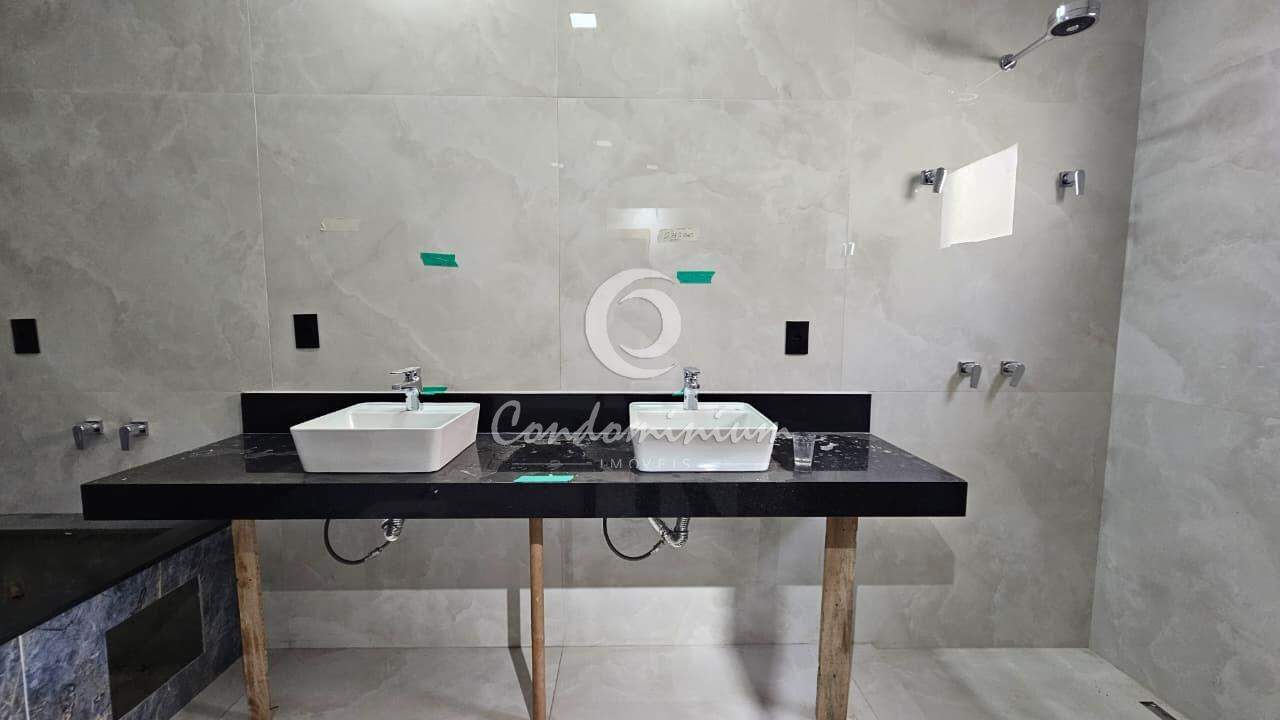 Casa de Condomínio com 3 quartos à venda, 210m² — foto 27 de 38