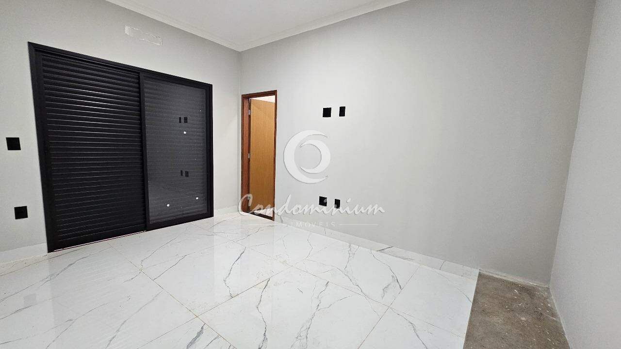Casa de Condomínio com 3 quartos à venda, 210m² — foto 20 de 38