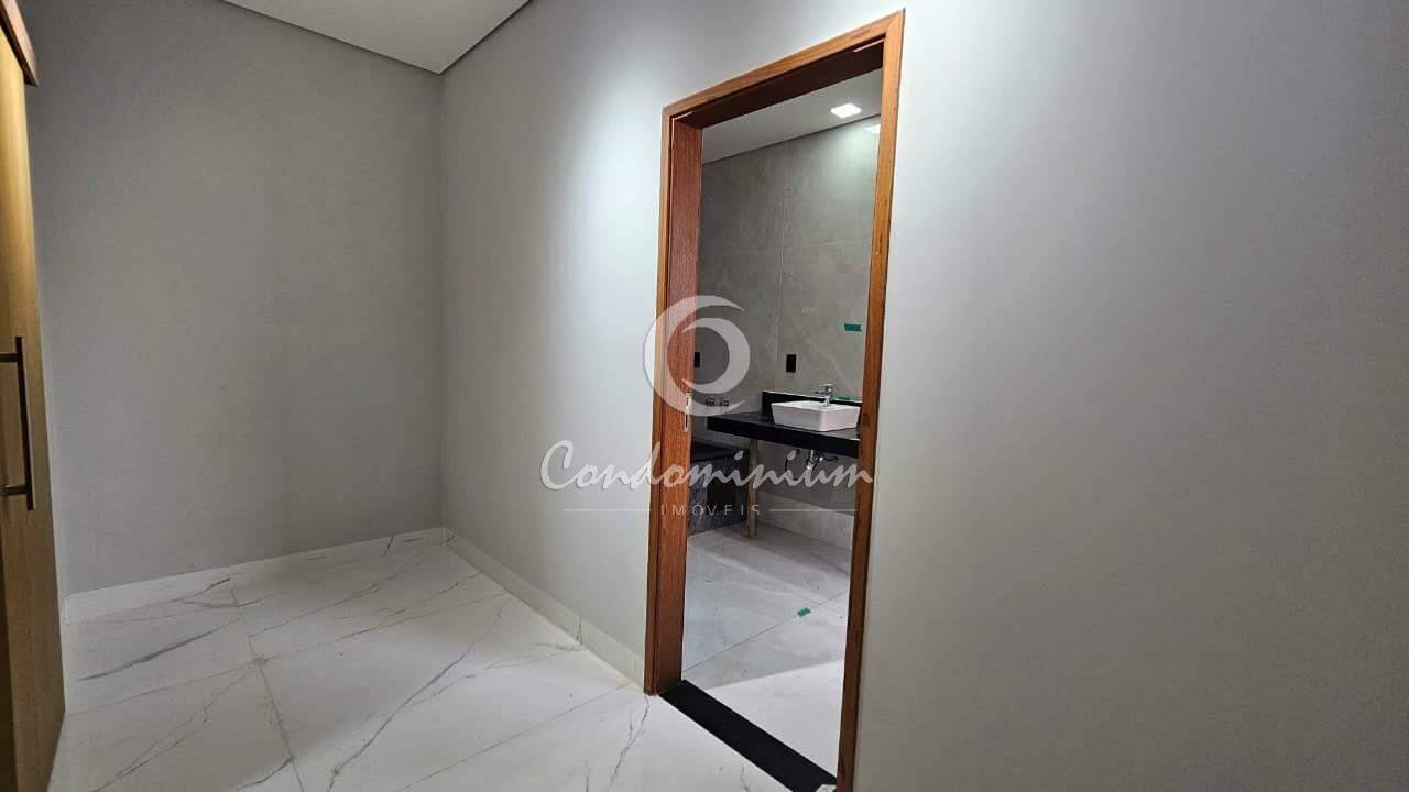 Casa de Condomínio com 3 quartos à venda, 210m² — foto 25 de 38