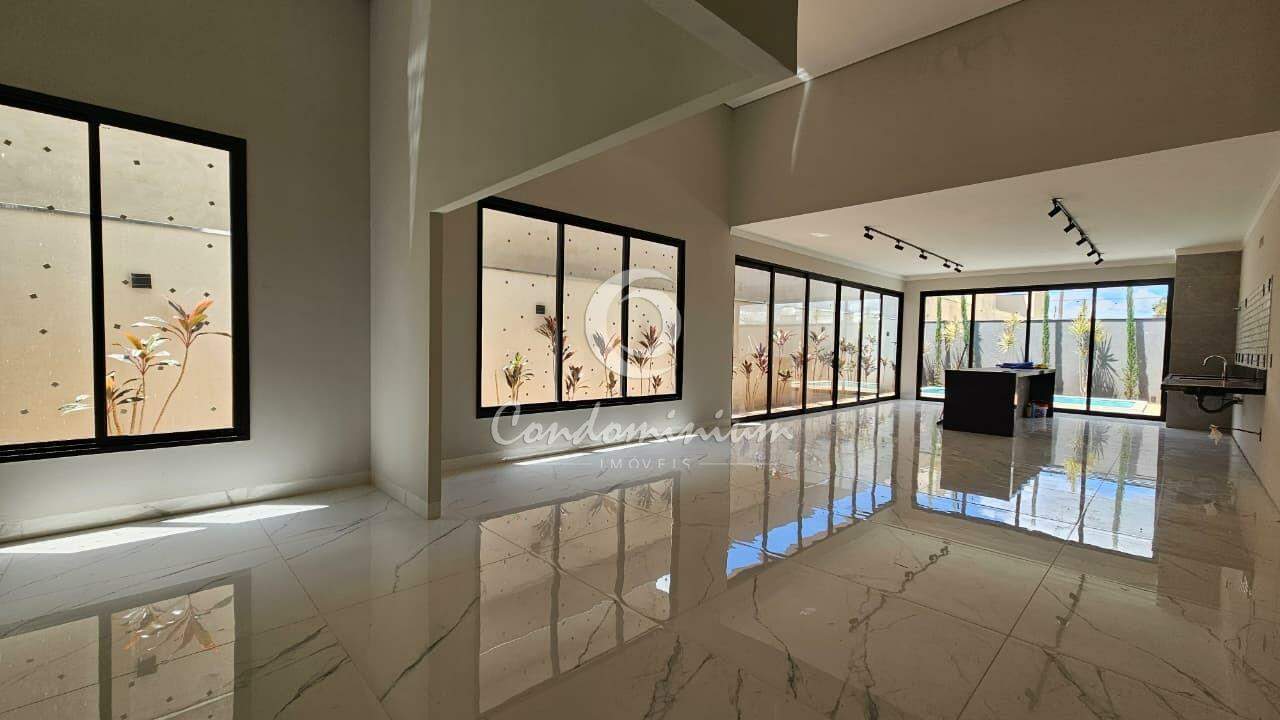 Casa de Condomínio com 3 quartos à venda, 210m² — foto 4 de 38