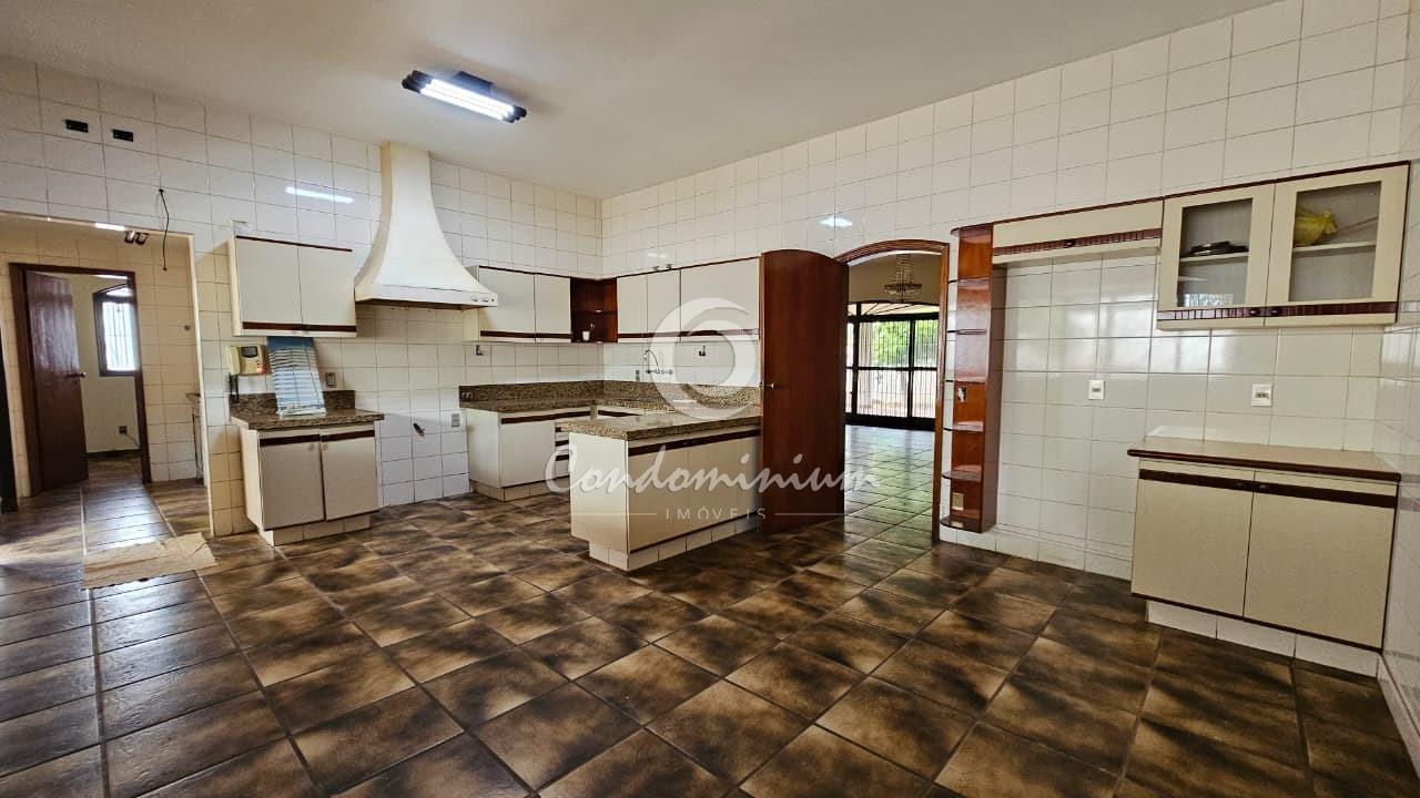 Casa com 3 quartos à venda, 618m² — foto 15 de 30