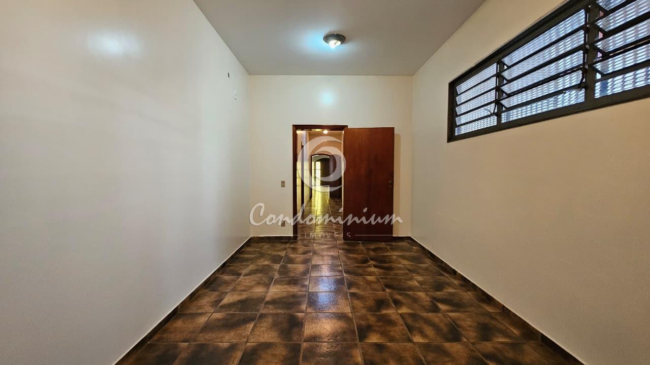 Casa com 3 quartos à venda, 618m² — foto 27 de 30