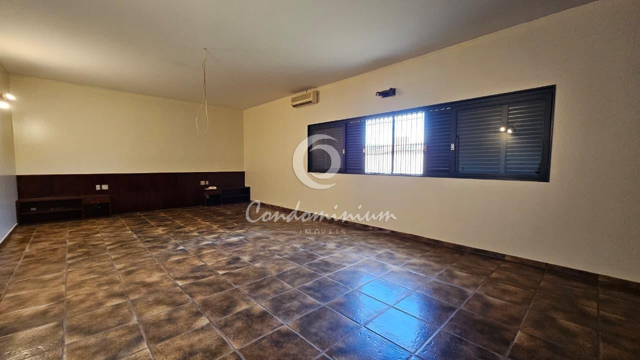 Casa com 3 quartos à venda, 618m² — foto 26 de 30