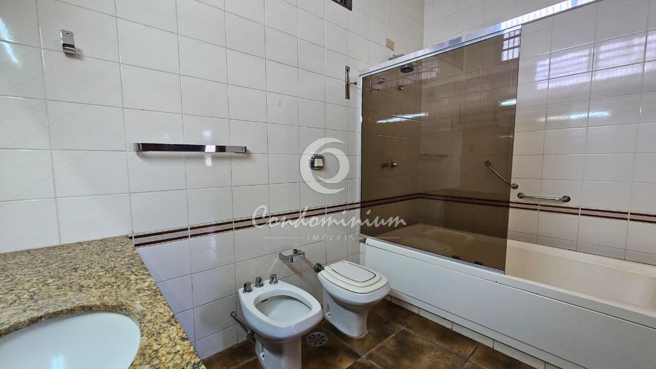 Casa com 3 quartos à venda, 618m² — foto 24 de 30