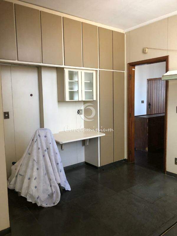 Apartamento com 3 quartos à venda, 180m² — foto 17 de 18