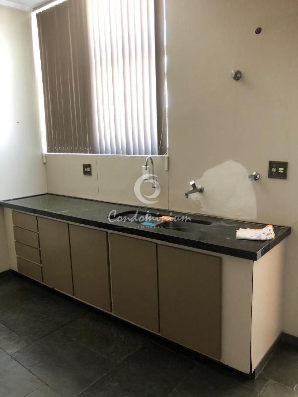 Apartamento com 3 quartos à venda, 180m² — foto 16 de 18