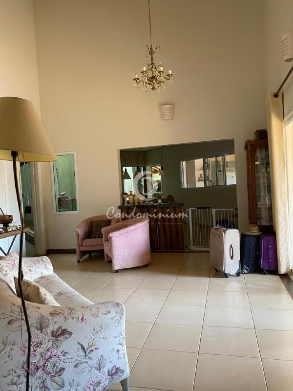 Casa de Condomínio com 3 quartos à venda, 381m² — foto 6 de 58