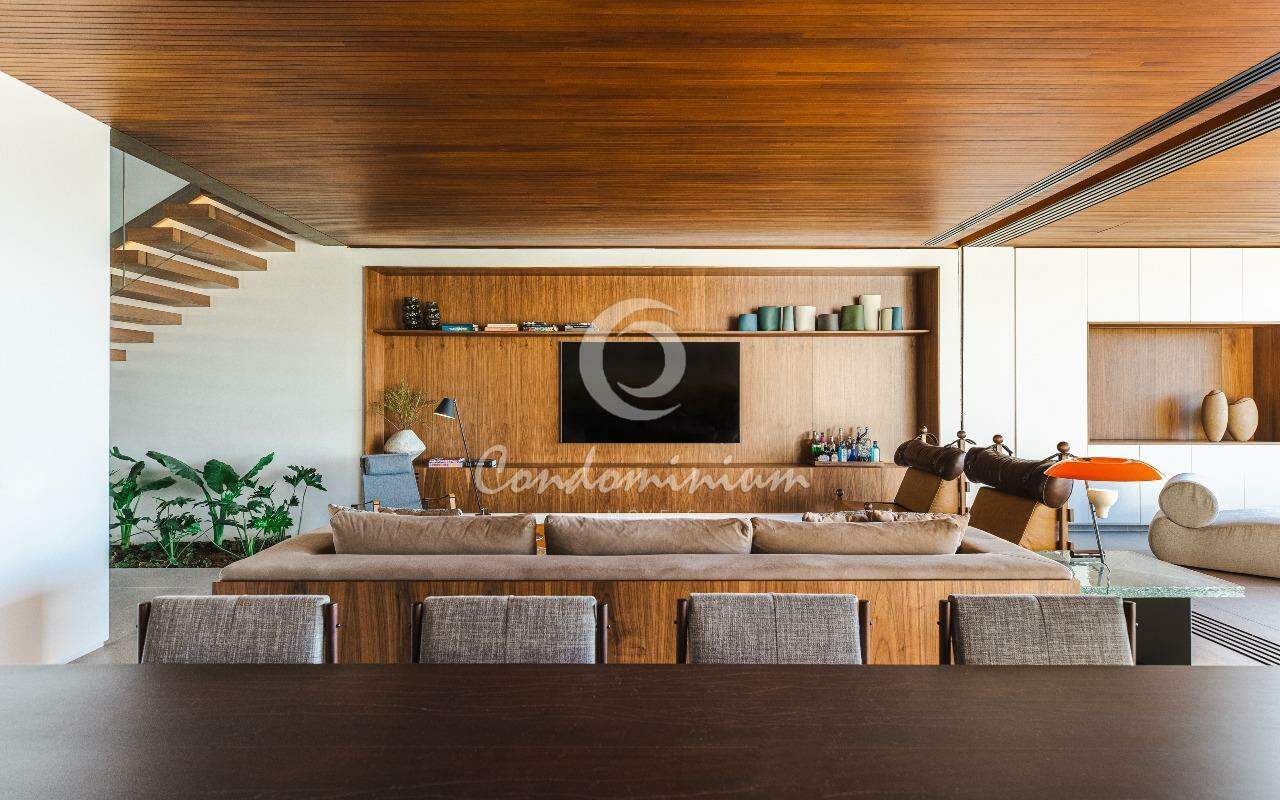 Casa de Condomínio com 3 quartos à venda, 550m² — foto 11 de 33