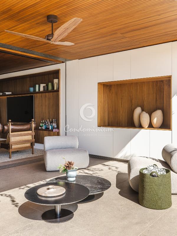 Casa de Condomínio com 3 quartos à venda, 550m² — foto 14 de 33