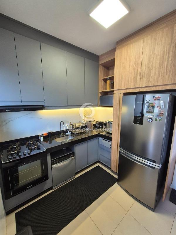 Casa de Condomínio com 3 quartos à venda, 93m² — foto 8 de 18