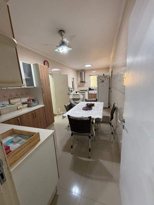 Apartamento com 4 quartos à venda, 2m² — foto 21 de 25
