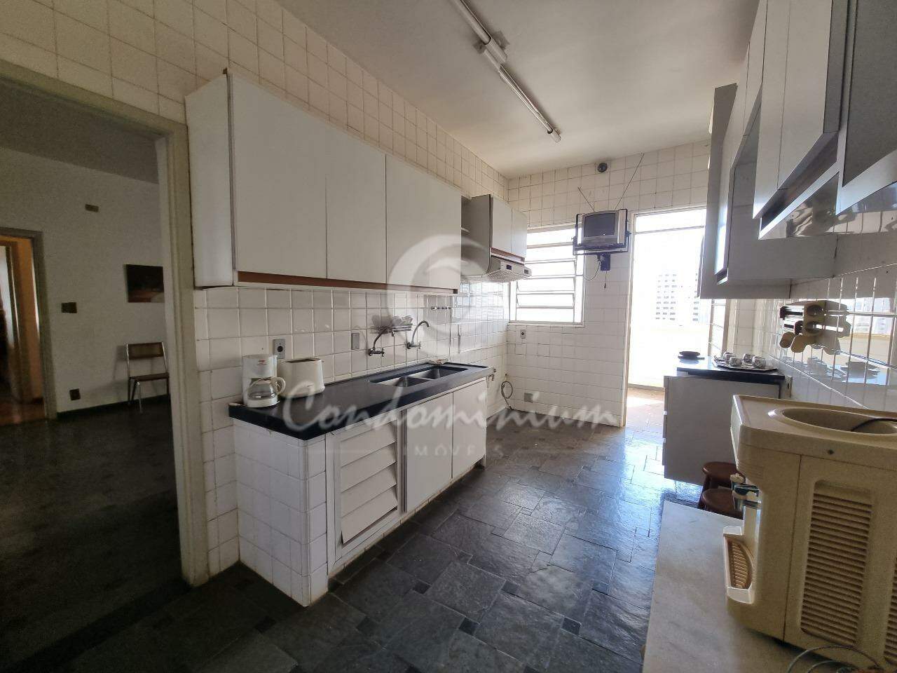 Apartamento com 3 quartos à venda, 191m² — foto 18 de 28