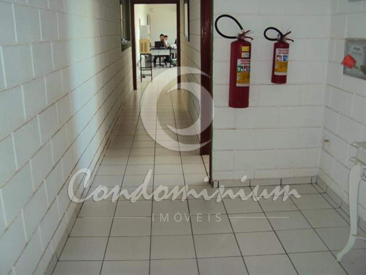 Galpão / Depósito / Armazém  à venda, 3300m² — foto 6 de 7