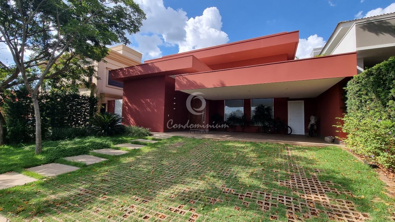 Casa de Condomínio com 4 quartos à venda, 400m² — foto 2 de 39