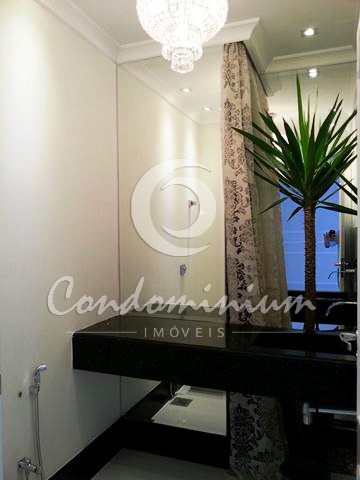 Casa de Condomínio com 4 quartos à venda, 580m² — foto 4 de 54