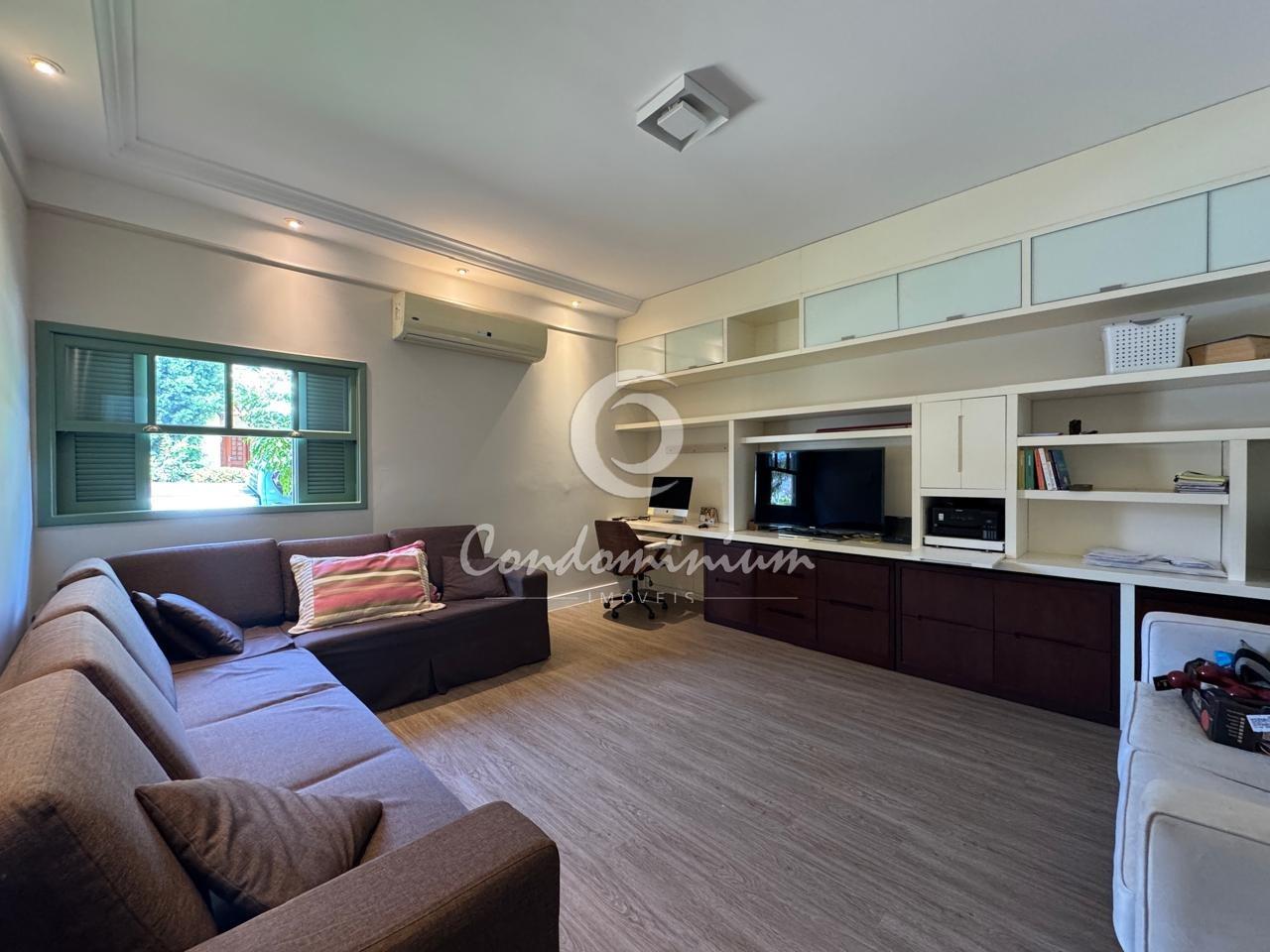 Casa de Condomínio com 4 quartos à venda, 270m² — foto 16 de 39