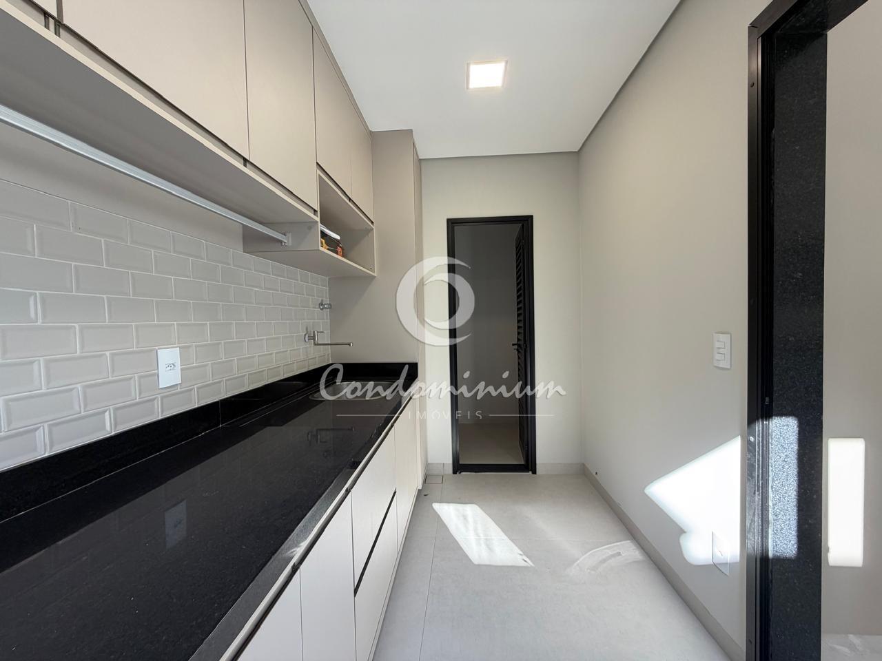 Casa de Condomínio com 3 quartos à venda, 228m² — foto 26 de 29