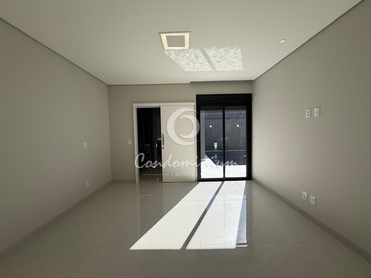 Casa de Condomínio com 3 quartos à venda, 228m² — foto 20 de 29