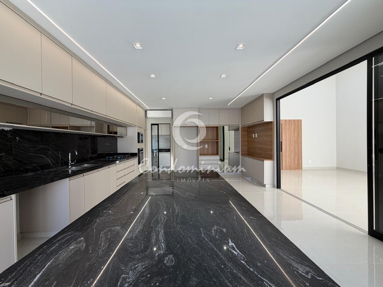 Casa de Condomínio com 3 quartos à venda, 228m² — foto 6 de 29