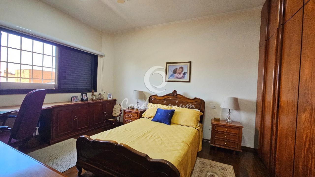 Casa com 5 quartos à venda, 402m² — foto 26 de 30