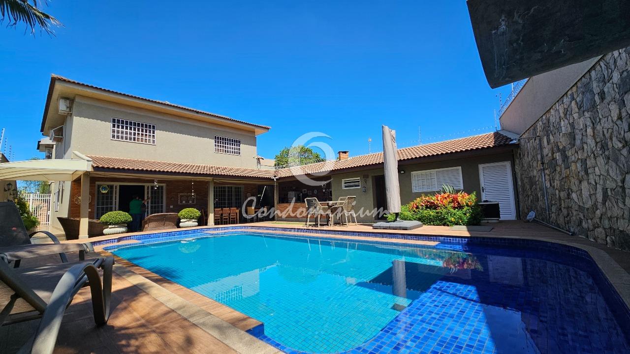 Casa com 5 quartos à venda, 402m² — foto 1 de 30