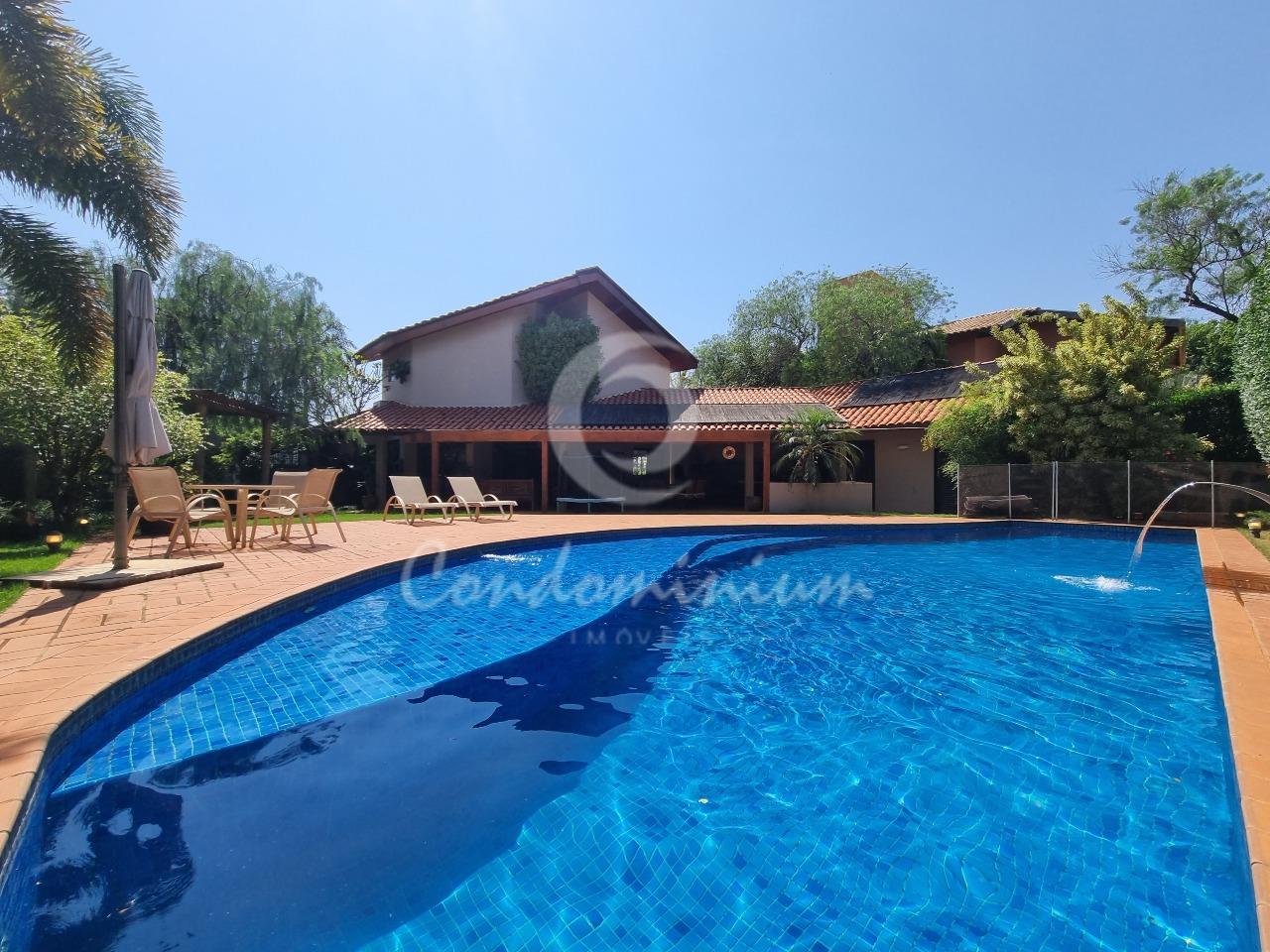 Casa de Condomínio com 4 quartos para aluguel, 539m² — foto 1 de 30