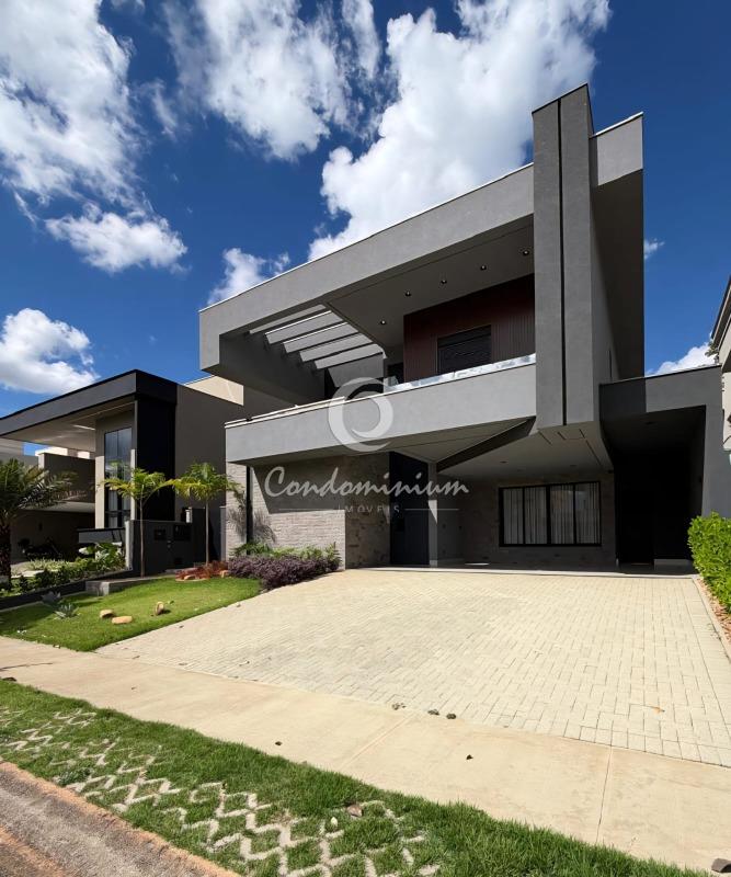 Casa de Condomínio com 4 quartos à venda, 316m² — foto 2 de 40