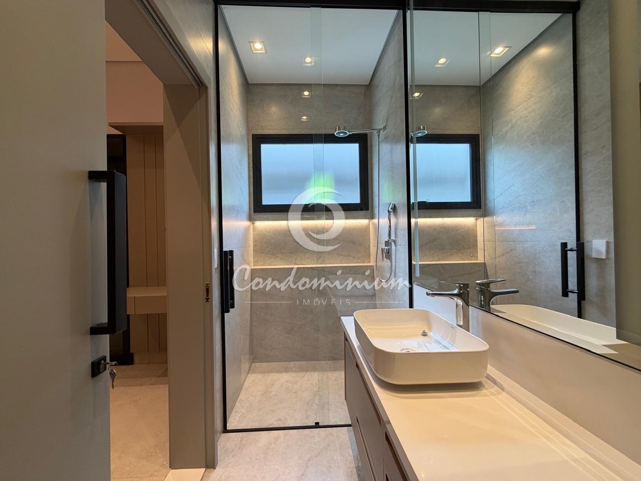 Casa de Condomínio com 4 quartos à venda, 316m² — foto 18 de 40