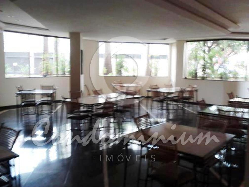 Apartamento com 3 quartos à venda, 237m² — foto 3 de 17