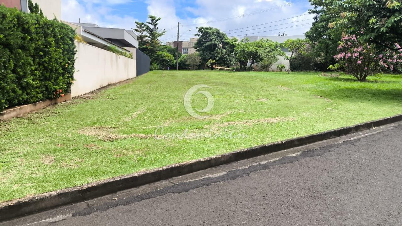 Terreno / Lote / Condomínio com 3 quartos à venda, 426m² — foto 1 de 5