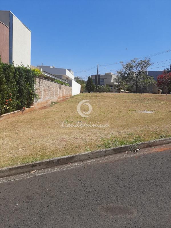 Terreno / Lote / Condomínio com 3 quartos à venda, 426m² — foto 4 de 5