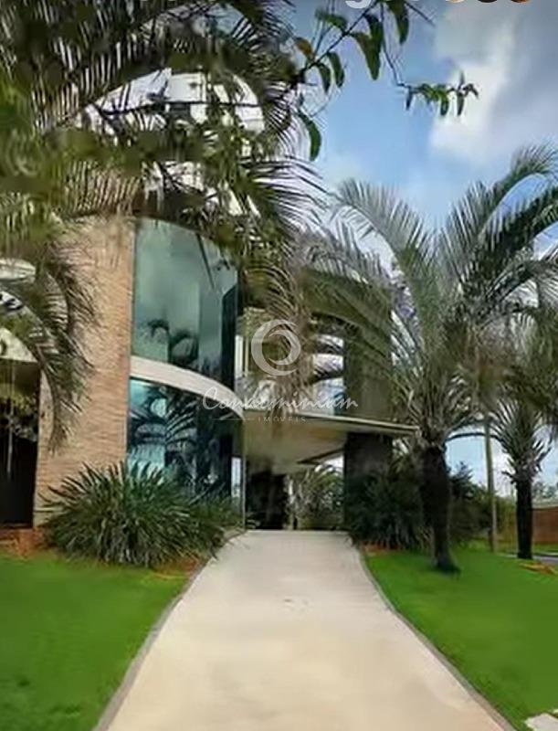 Casa de Condomínio  à venda, 550m² — foto 2 de 25