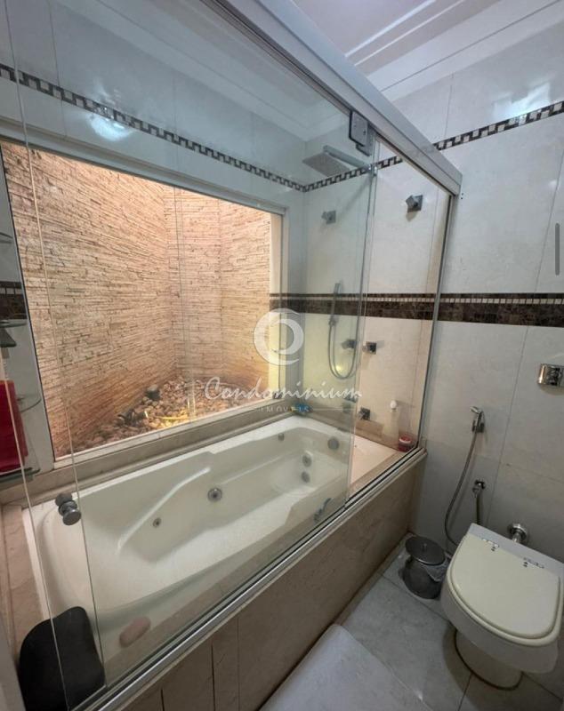 Casa de Condomínio  à venda, 550m² — foto 8 de 25