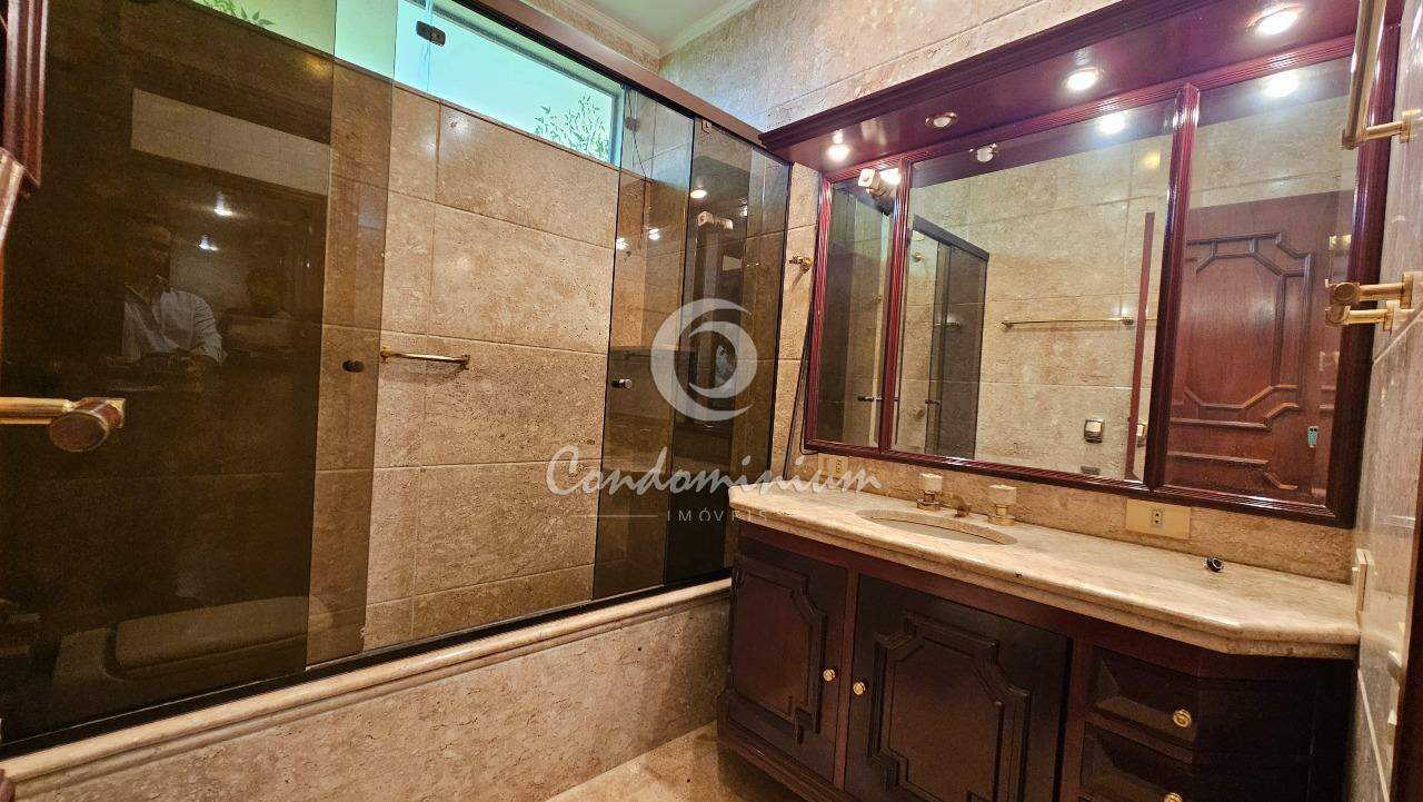 Casa com 5 quartos à venda, 700m² — foto 16 de 30