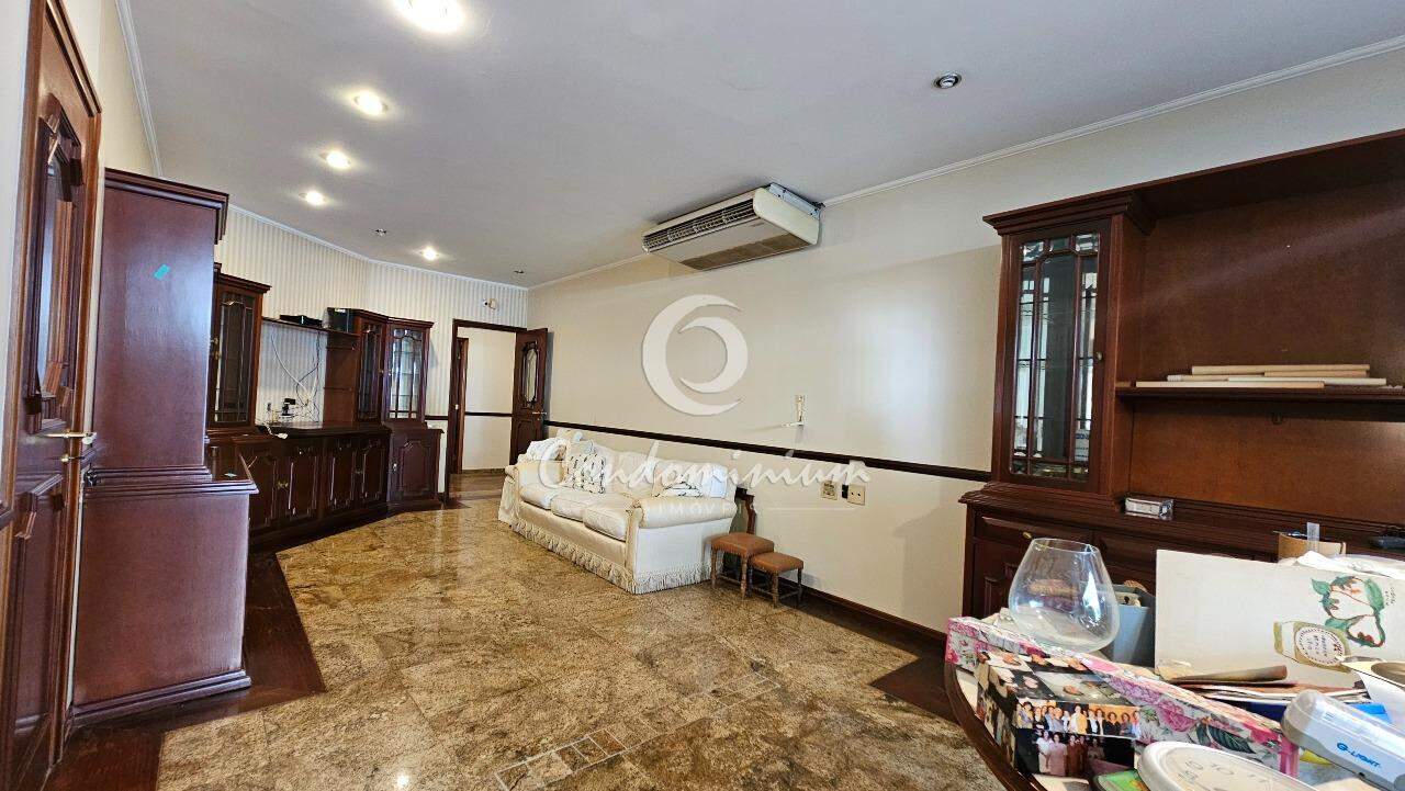Casa com 5 quartos à venda, 700m² — foto 10 de 30