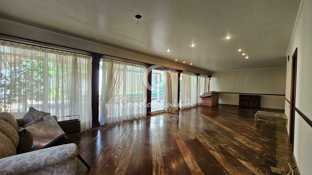 Casa com 5 quartos à venda, 700m² — foto 9 de 30