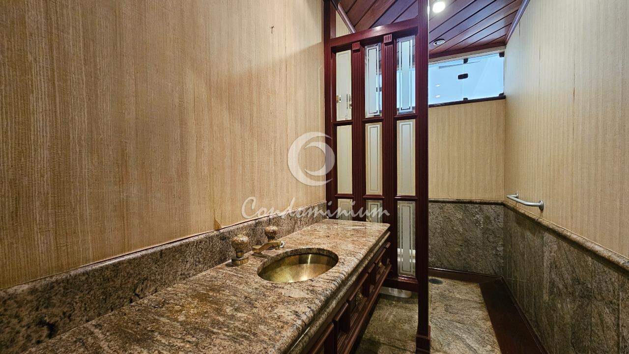 Casa com 5 quartos à venda, 700m² — foto 6 de 30