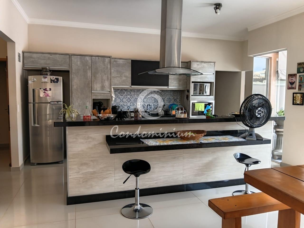 Casa de Condomínio  à venda, 224m² — foto 13 de 23