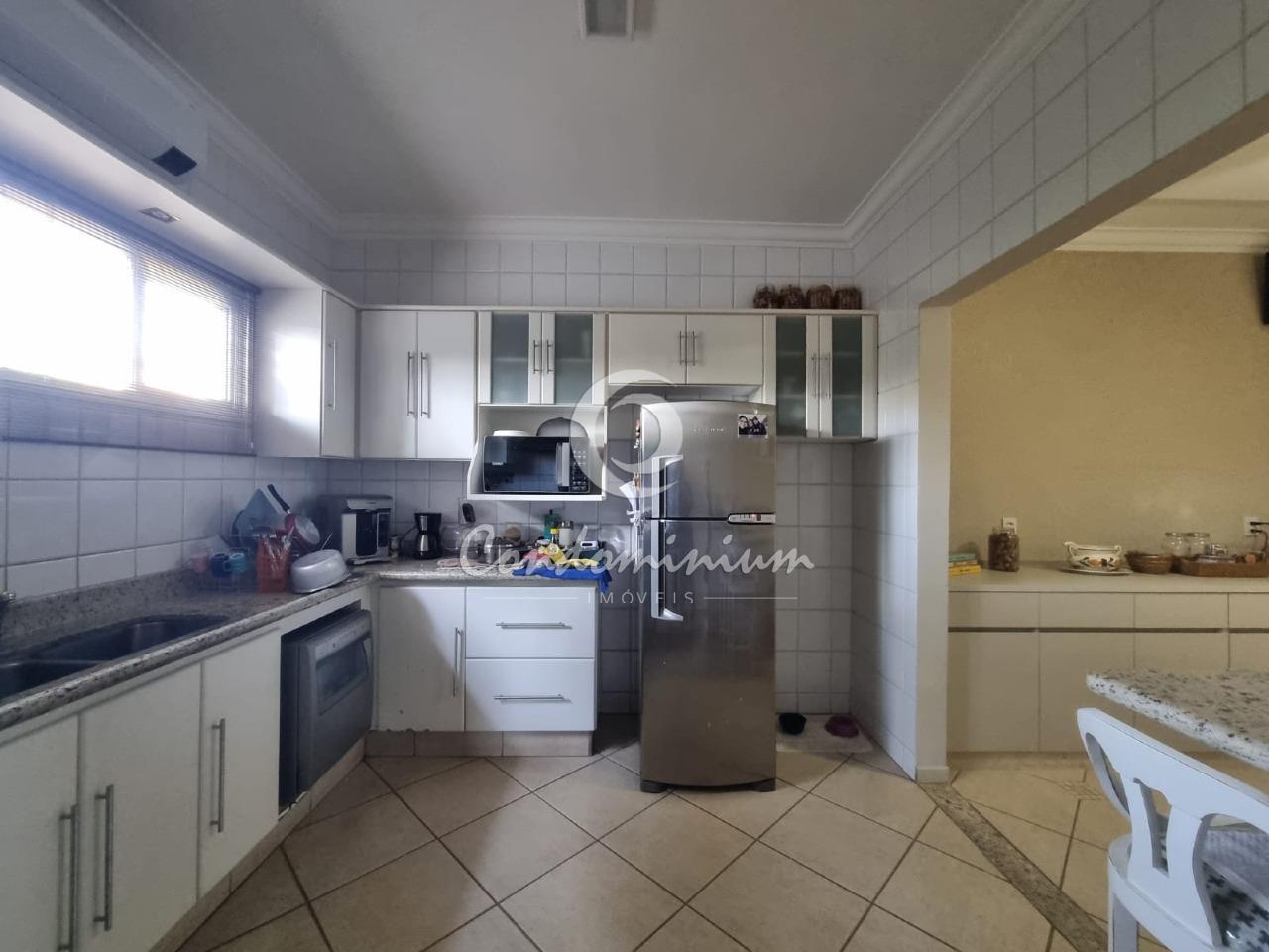 Casa de Condomínio com 3 quartos à venda, 320m² — foto 11 de 31