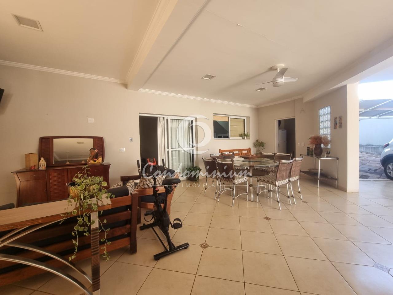 Casa de Condomínio com 3 quartos à venda, 320m² — foto 23 de 31