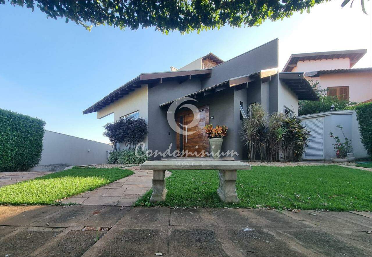 Casa de Condomínio com 3 quartos à venda, 320m² — foto 1 de 31
