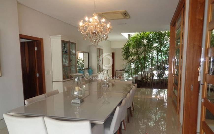 Casa de Condomínio com 4 quartos para aluguel, 610m² — foto 6 de 27