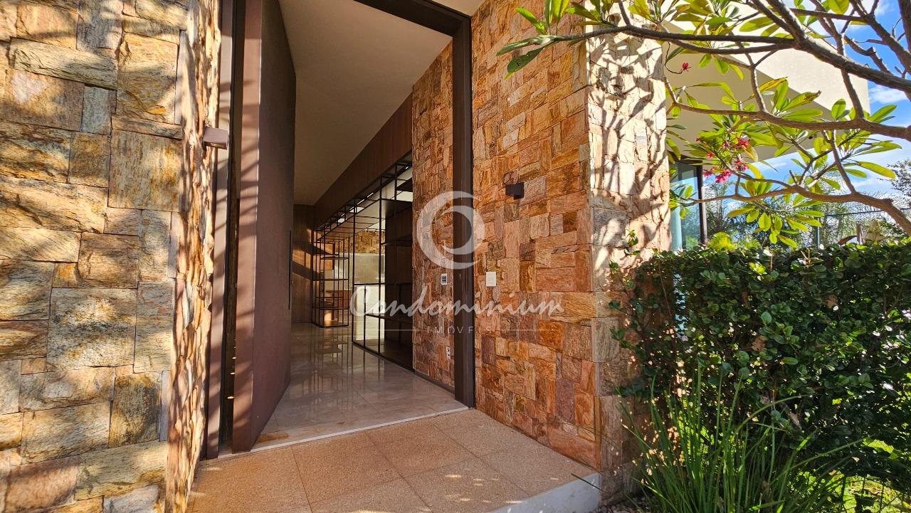 Casa de Condomínio com 5 quartos à venda, 450m² — foto 4 de 42