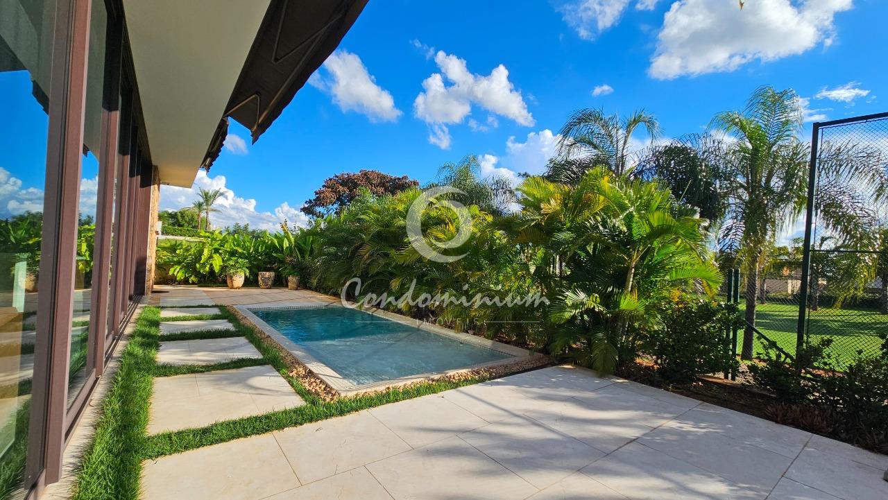 Casa de Condomínio com 5 quartos à venda, 450m² — foto 1 de 42