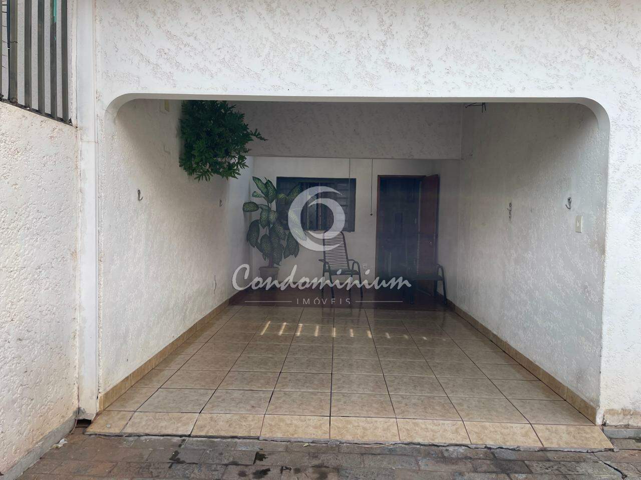 Casa com 4 quartos à venda, 165m² — foto 3 de 18