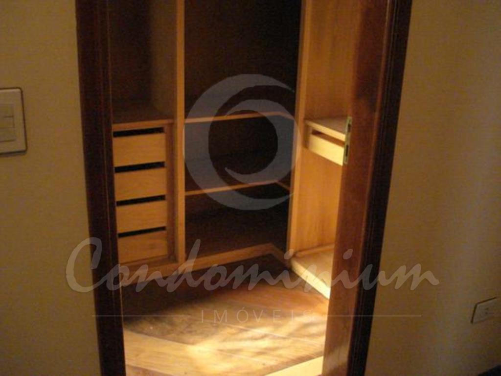 Casa de Condomínio com 5 quartos à venda, 360m² — foto 9 de 32