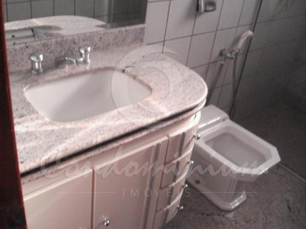 Casa de Condomínio com 5 quartos à venda, 360m² — foto 13 de 32