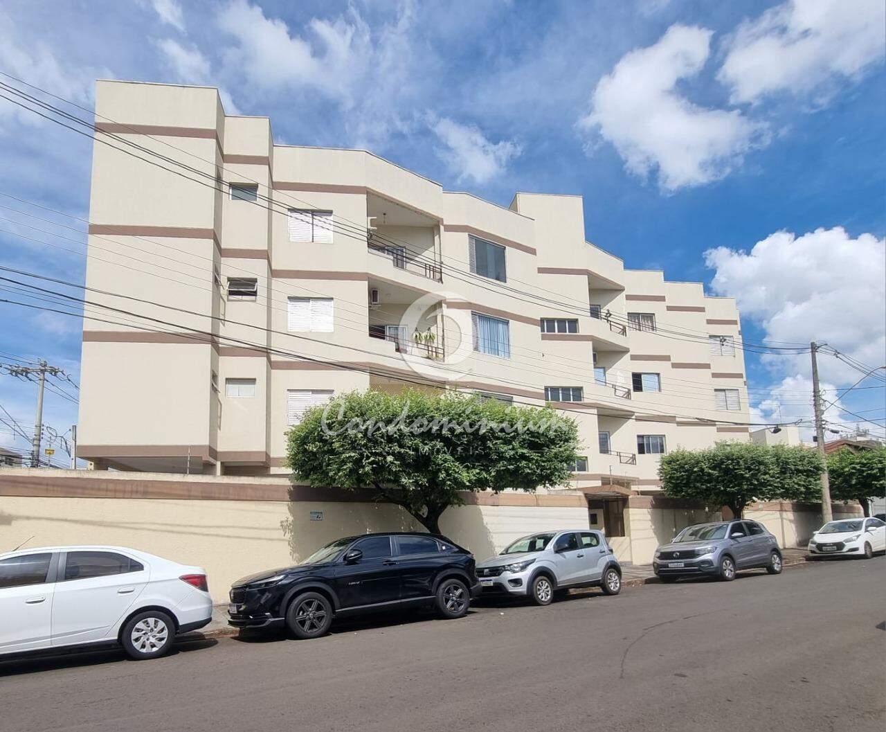 Apartamento com 2 quartos à venda, 100m² — foto 1 de 24