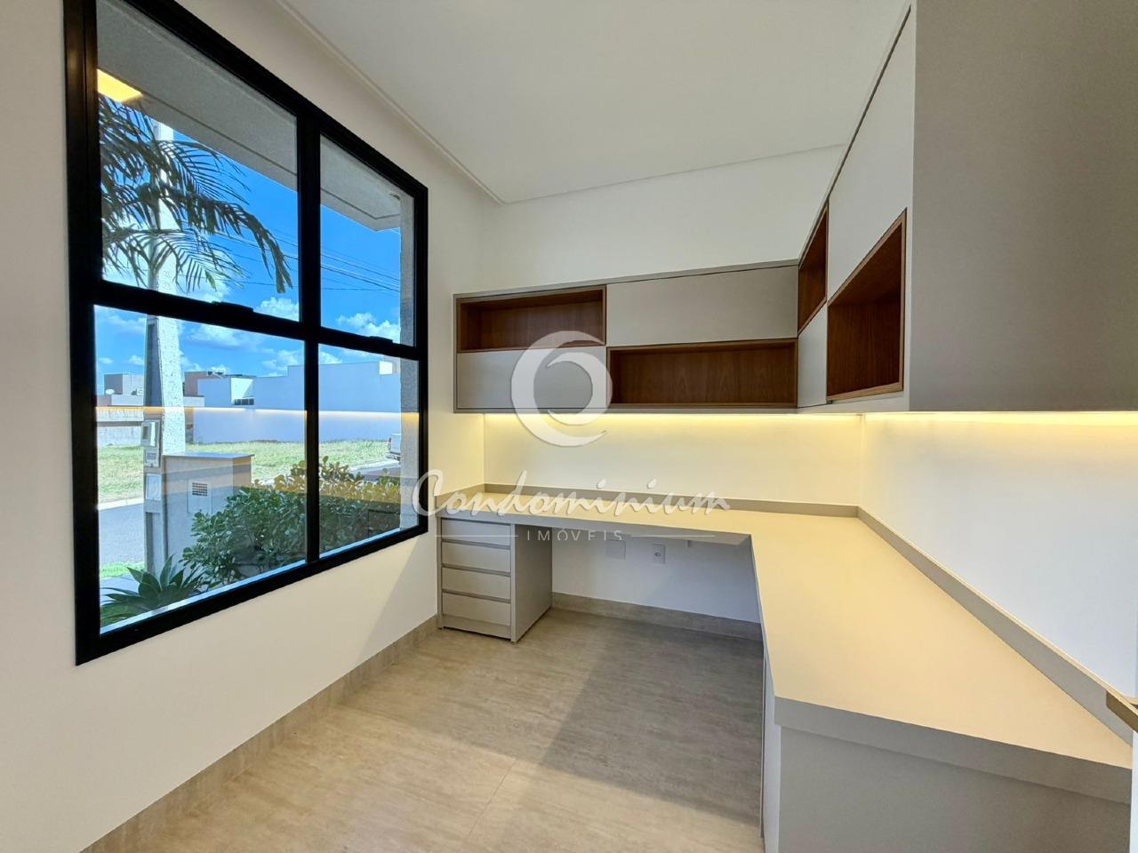 Casa de Condomínio com 3 quartos à venda, 240m² — foto 4 de 32